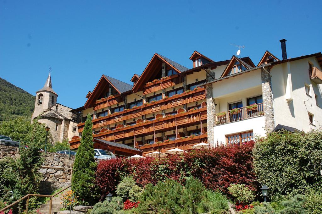 Hotel La Morera Valencia D'Aneu Экстерьер фото